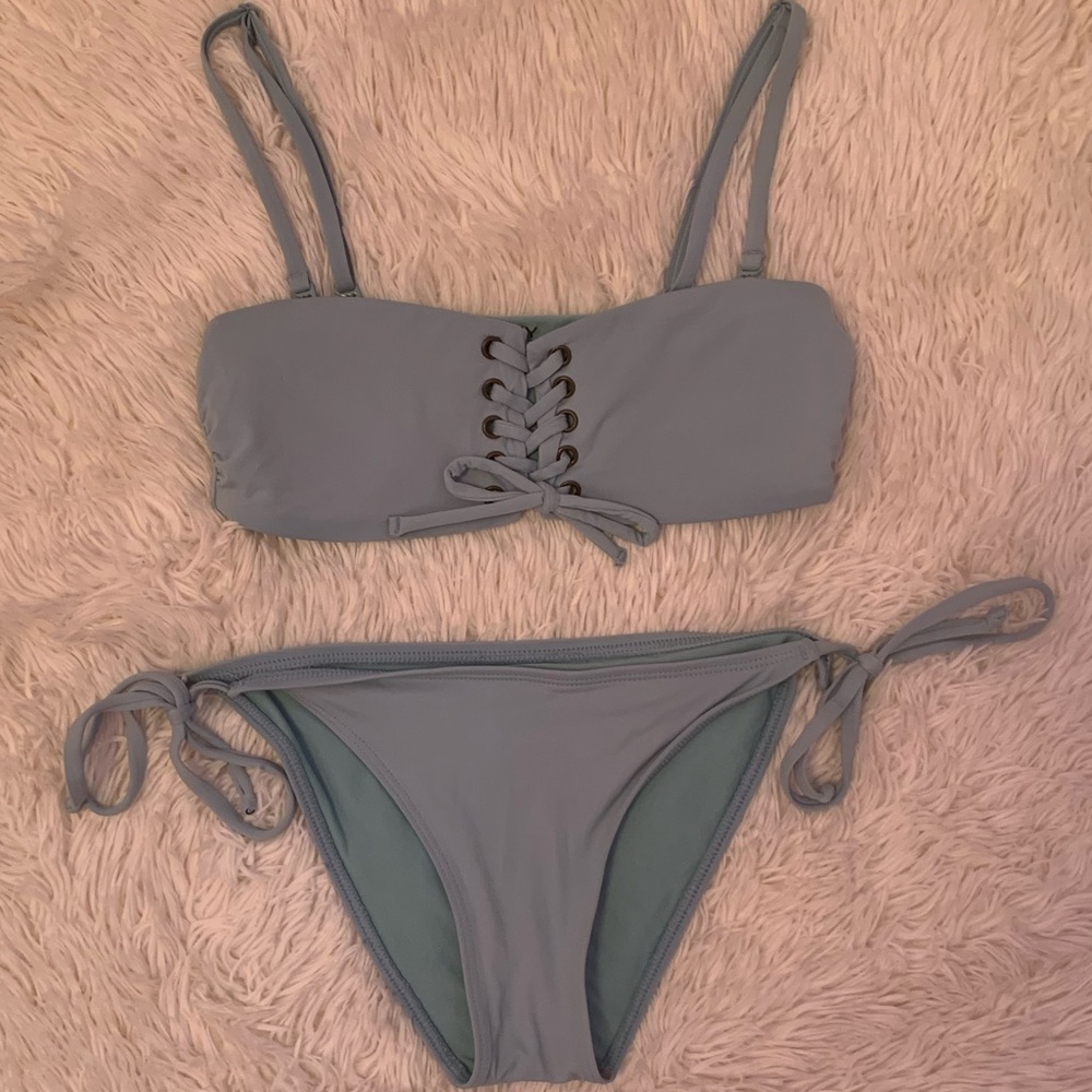 Roxy Bikini Set